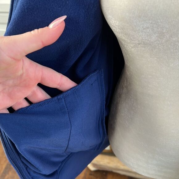 Walt Disney World 50th anniversary limited edition blue stripe track jacket NWT - Picture 7 of 10